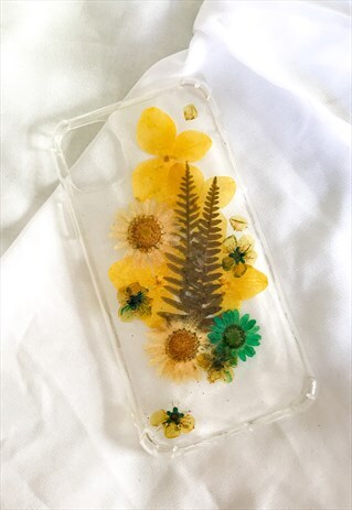 FLOWER PHONE CASE FOR THE IPHONE 11 / DRIED FLOWER CASE