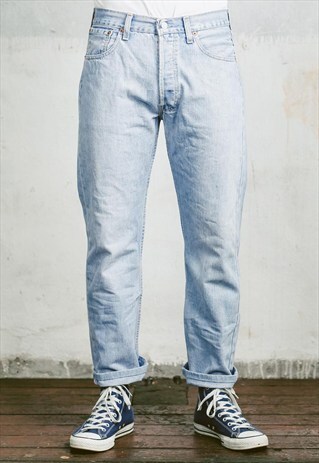 VINTAGE LEVIS 501 LIGHT BLUE 90S JEANS