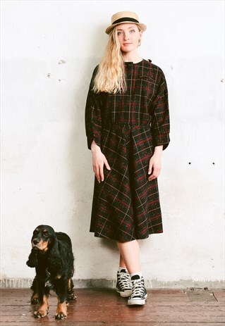 VINTAGE 80S LONG SLEEVED MIDI DRESS IN CHECK PRINT