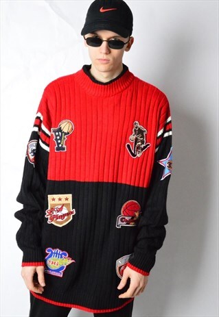 VINTAGE 90S BLACK AND RED BASKETBALL PATCH JUMPER