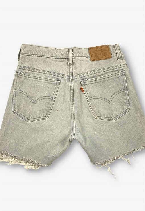 garment image