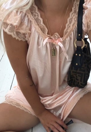 VINTAGE 60S NUDE PEACH LACE TRIM LONG SLIP DRESS