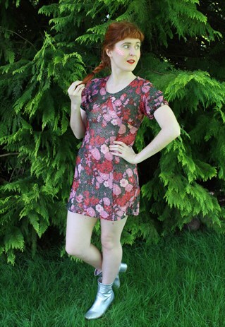 VINTAGE 80S PINK RED GREEN FLORAL GLITTERY FESTIVAL DRESS
