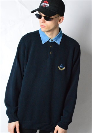VINTAGE 90S NAVY BLUE EMBROIDERED SEAL 1/4 BUTTON JUMPER