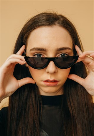 BLACK HALF SUNNIES