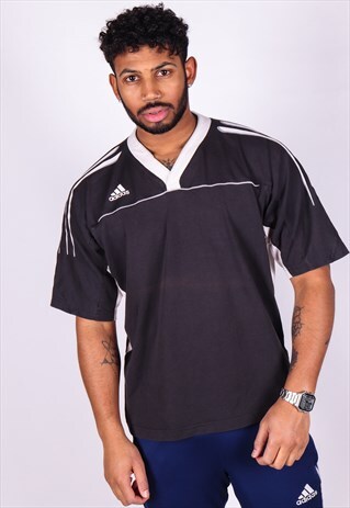 VINTAGE ADIDAS T-SHIRT T949