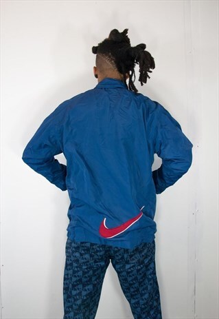 VINTAGE NIKE PADDED JACKET