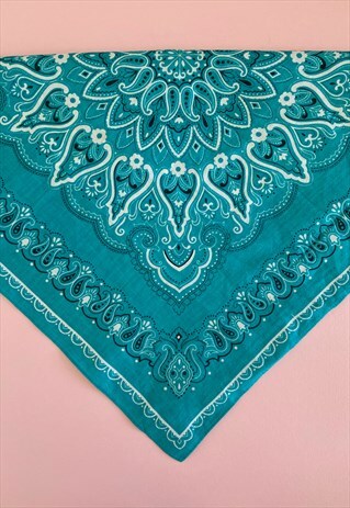 VINTAGE TURQUOISE BANDANA