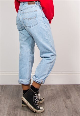 VINTAGE 90'S LIGHT BLUE DENIM HIGH WAIST MOM JEANS