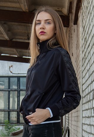 VINTAGE RETRO BLACK SPORTS SHELL JACKET