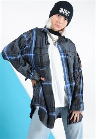 VINTAGE RALPH LAUREN OVERSIZED SHIRT IN GREY CHECK.