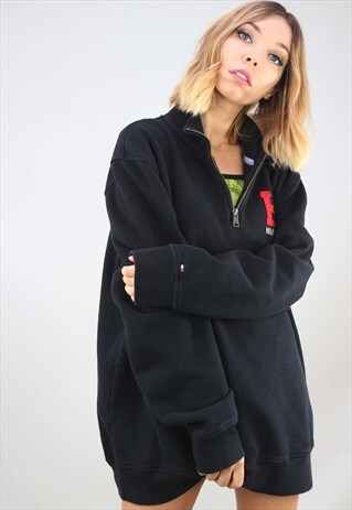 VINTAGE OVERSIZED TOMMY HILFIGER 1/4 ZIP SWEATSHIRT