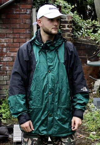 VINTAGE FOREST GREEN MOUNTAIN LIGHT GORE TEX JACKET XL