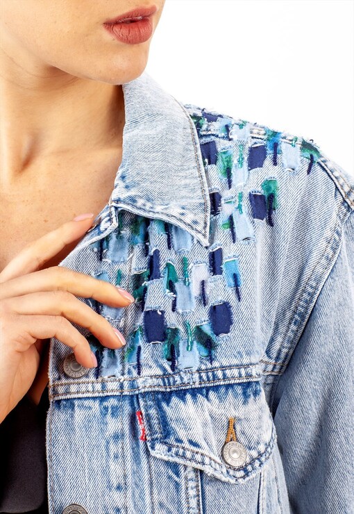 garment image