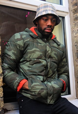 RETRO / 90'S / CAMOUFLAGE / PUFFER JACKET