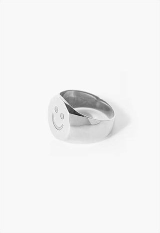 WOMEN'S SMILEY HAPPY FACE SIGNET BAND RING - SILVER