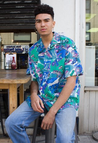VINTAGE OVERSIZED GRAPHIC SHIRT