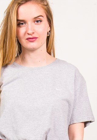 NIKE VINTAGE 90'S T-SHIRT