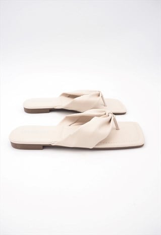 Faux Leather Flip Flop In Beige 