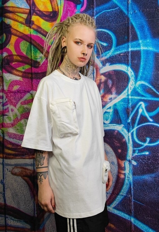 garment image