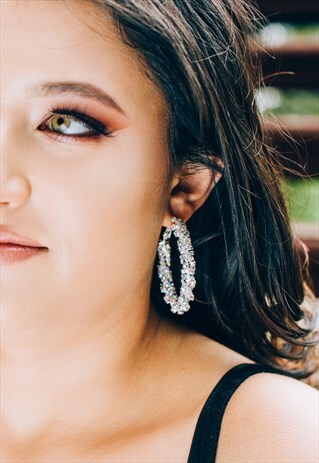 BLINGING TWISTED SILVER HOOPS