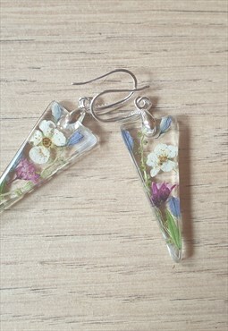 Handmade dried flower crystal  earrings