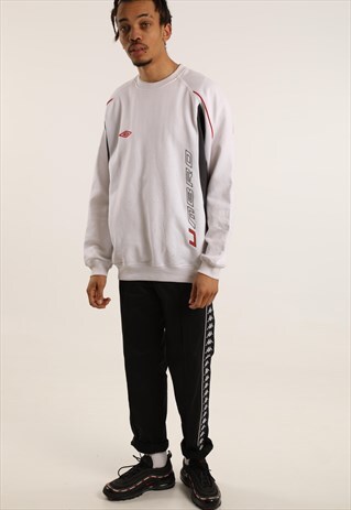 VINTAGE UMBRO EMBROIDERED LOGO SWEATSHIRT