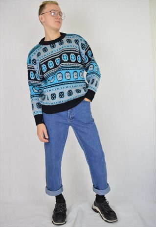 VINTAGE BLUE GRAPHIC SWEATSHIRT