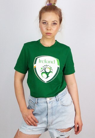 VINTAGE 90'S UMBRO IRELAND FOOTBALL T-SHIRT