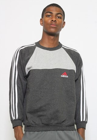 VINTAGE ADIDAS SWEATSHIRT
