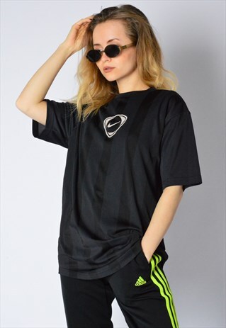 VINTAGE 90S BLACK STRIPED NIKE SPORTS TOP