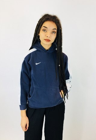 VINTAGE NIKE EMBROIDERED SWOOSH HOODIE