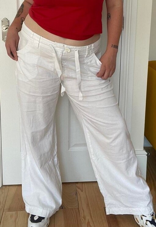 garment image