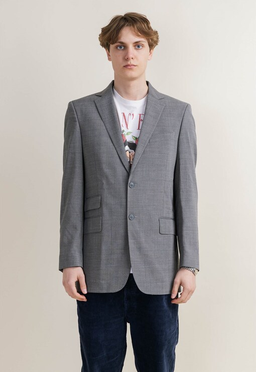 garment image