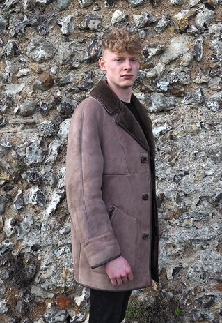 VINTAGE SHEEPSKIN COAT