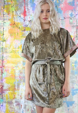 RELAX FIT DRESS IN SILVER GREEN VELVET WITH KIMONO SLEEVES