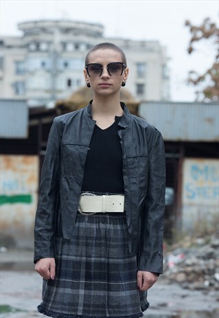BLACK LEATHER VINTAGE JACKET
