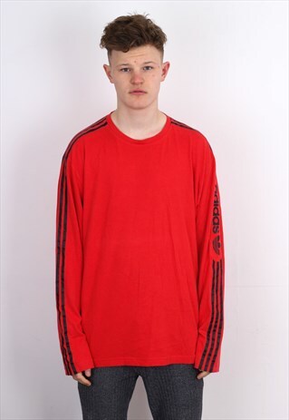 VINTAGE ADIDAS T SHIRT