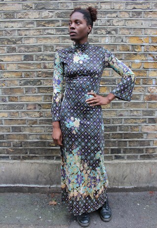 1970'S FLARED SLEEVE MAXI DRESS