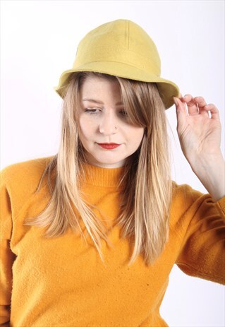 VINTAGE 80S WOOL BUCKET HAT IN MUSTARD