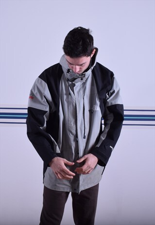 SUMMIT SERIES GORE-TEX NORTH FACE COAT