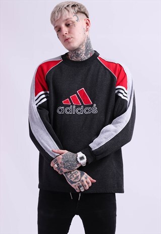 VINTAGE ADIDAS SWEATSHIRT
