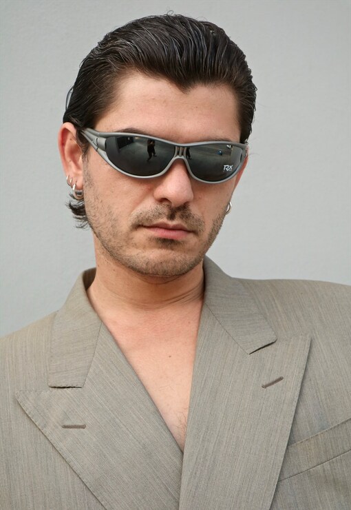garment image