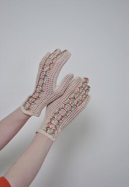 White knit gloves, vintage women flowers embroidery gloves