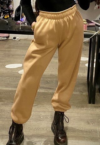 VINTAGE INSPIRED SWEAT PANTS IN BEIGE WITH FLEECE LINING