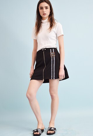 90'S RETRO OLD SCHOOL SPORTS TEEN MINI SKIRT