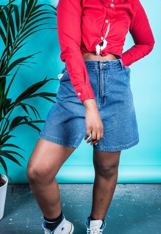 VINTAGE 1990S SHORTS IN BLUE DENIM