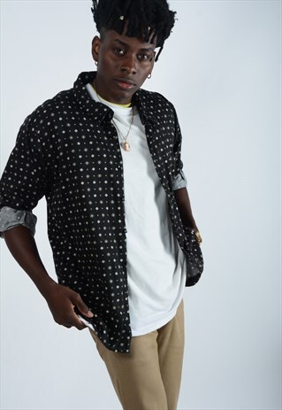 VINTAGE PATTERNED SHIRT IN BLACK.