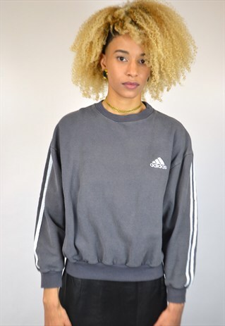 VINTAGE 90'S ADIDAS SWEATSHIRT