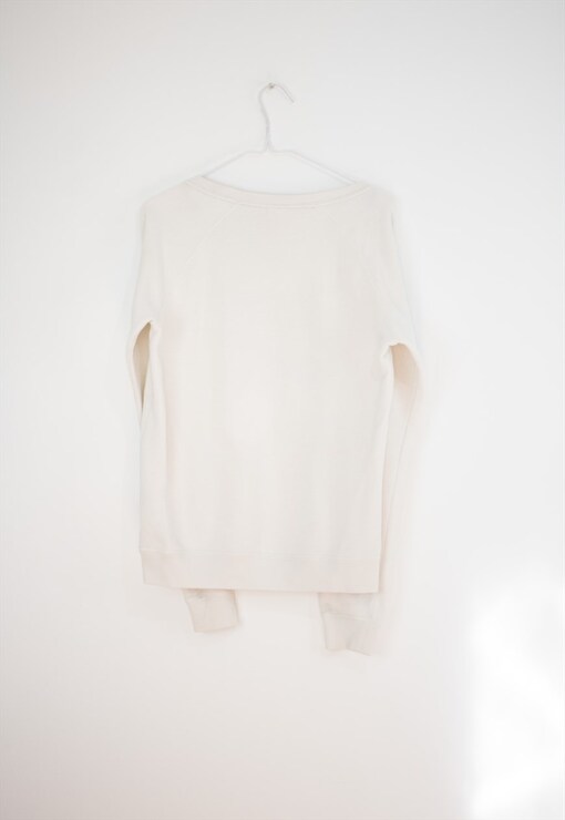 garment image